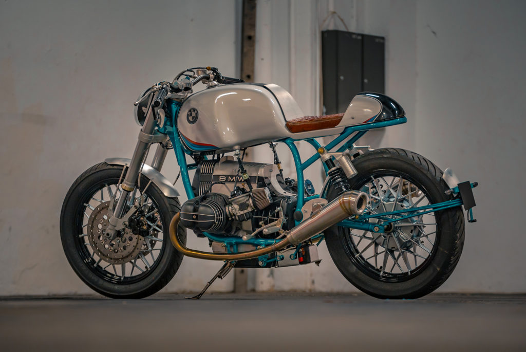 BMW R65 acabada al taller Bandarra