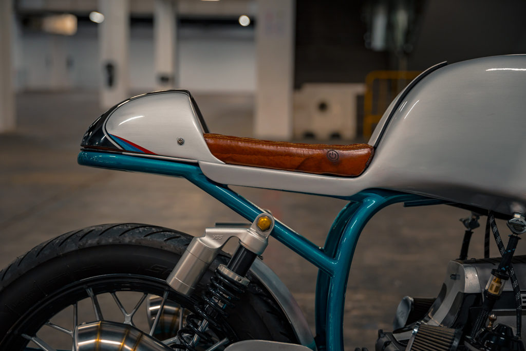 BMW R65 en procés de customització